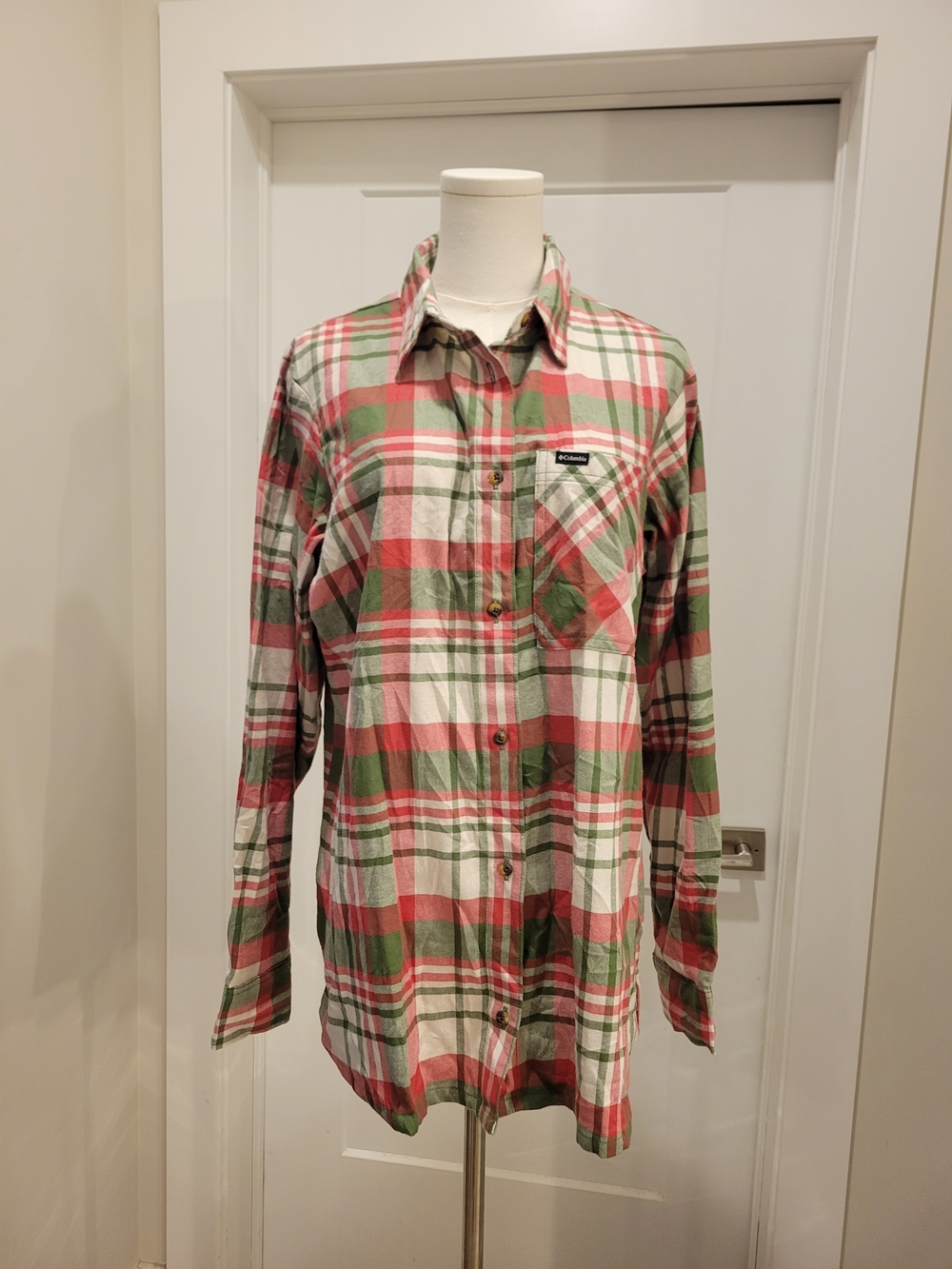Columbia Women's Plaid Button-Up Shirt, Size XL